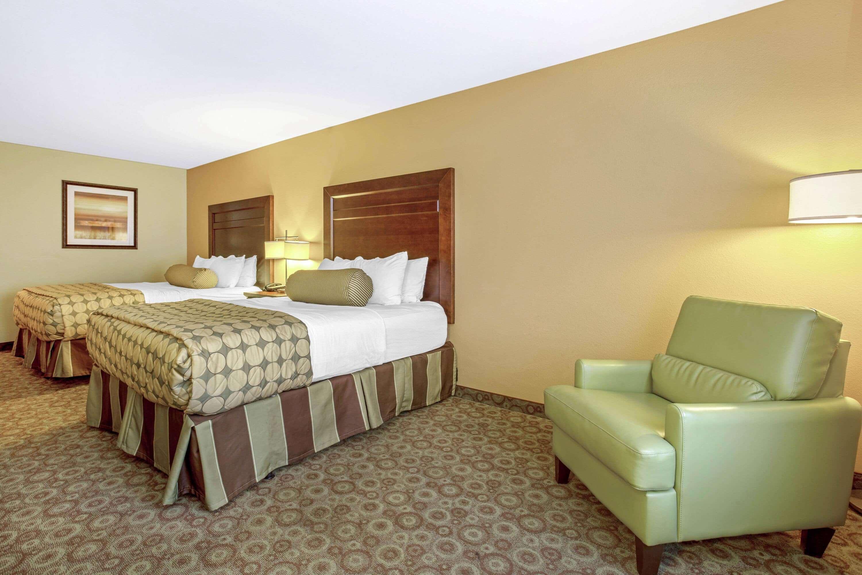 La Quinta By Wyndham Dickinson Hotel Exterior photo